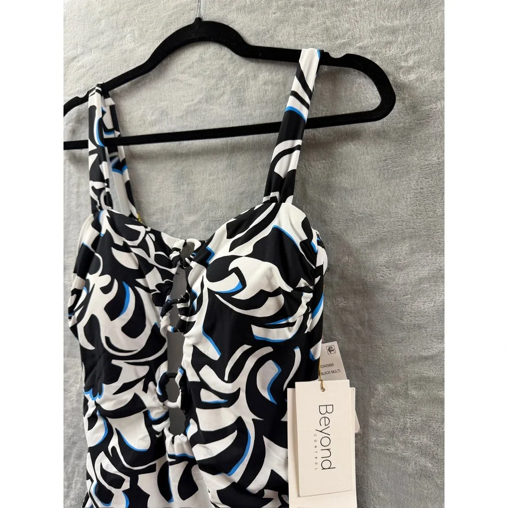 Beyond Control Opposites Attract One-Piece Swimsuit Sz 10 $129 NWT